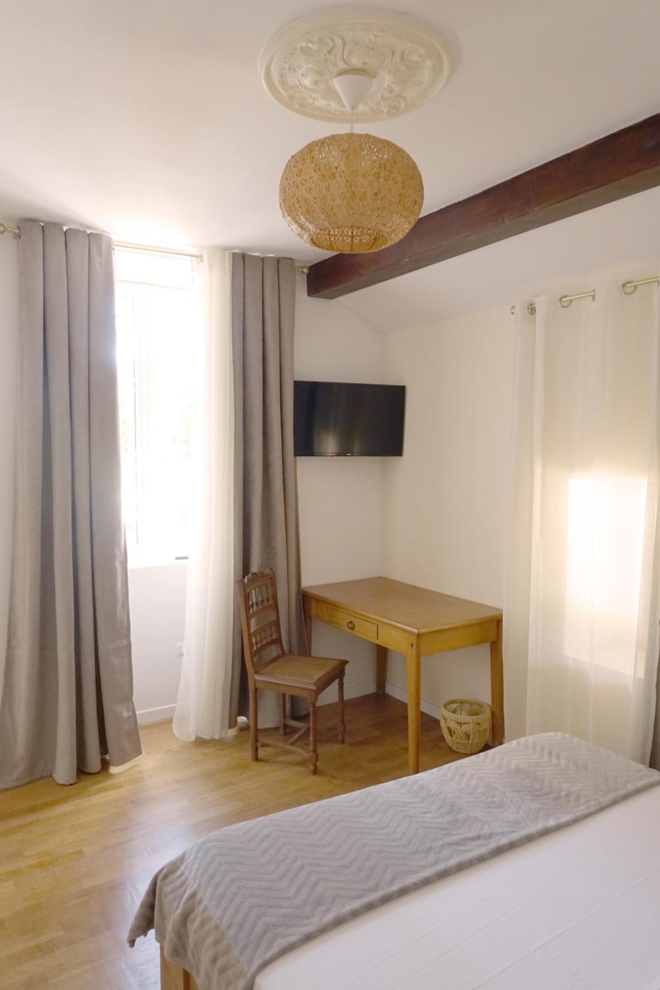 La Tour De Coron Hotel Belley Ngoại thất bức ảnh
